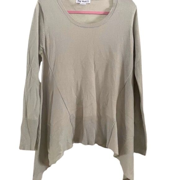 ❣️5/$50 Say What Gray Woman’s size Large Hi-Low Sweater - Picture 1 of 2